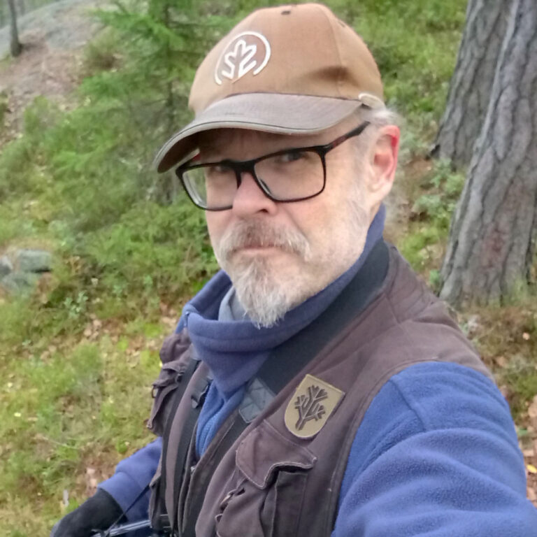 https://www.suomentietokirjailijat.fi/